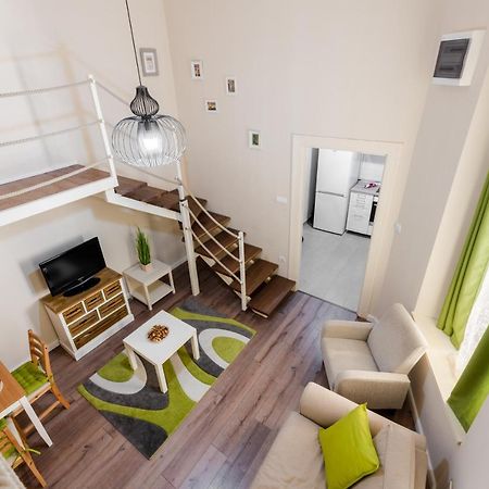 Downtown Greenie Home Будапеща Екстериор снимка
